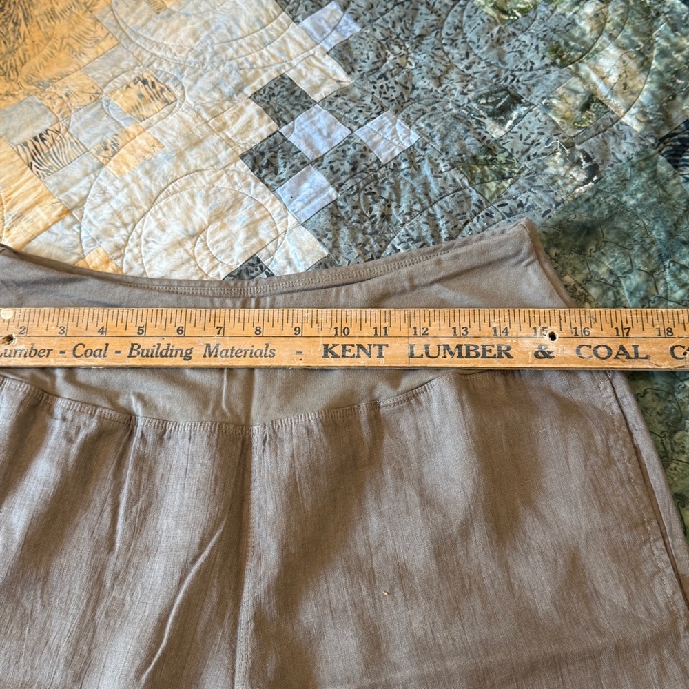 NWT Tan Cropped & classy Luna Luz Ankle Pants - Picture 3 of 4